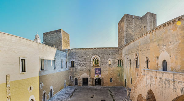 Castello Federiciano Normanno-Svevo - Gioia del Colle - Interno